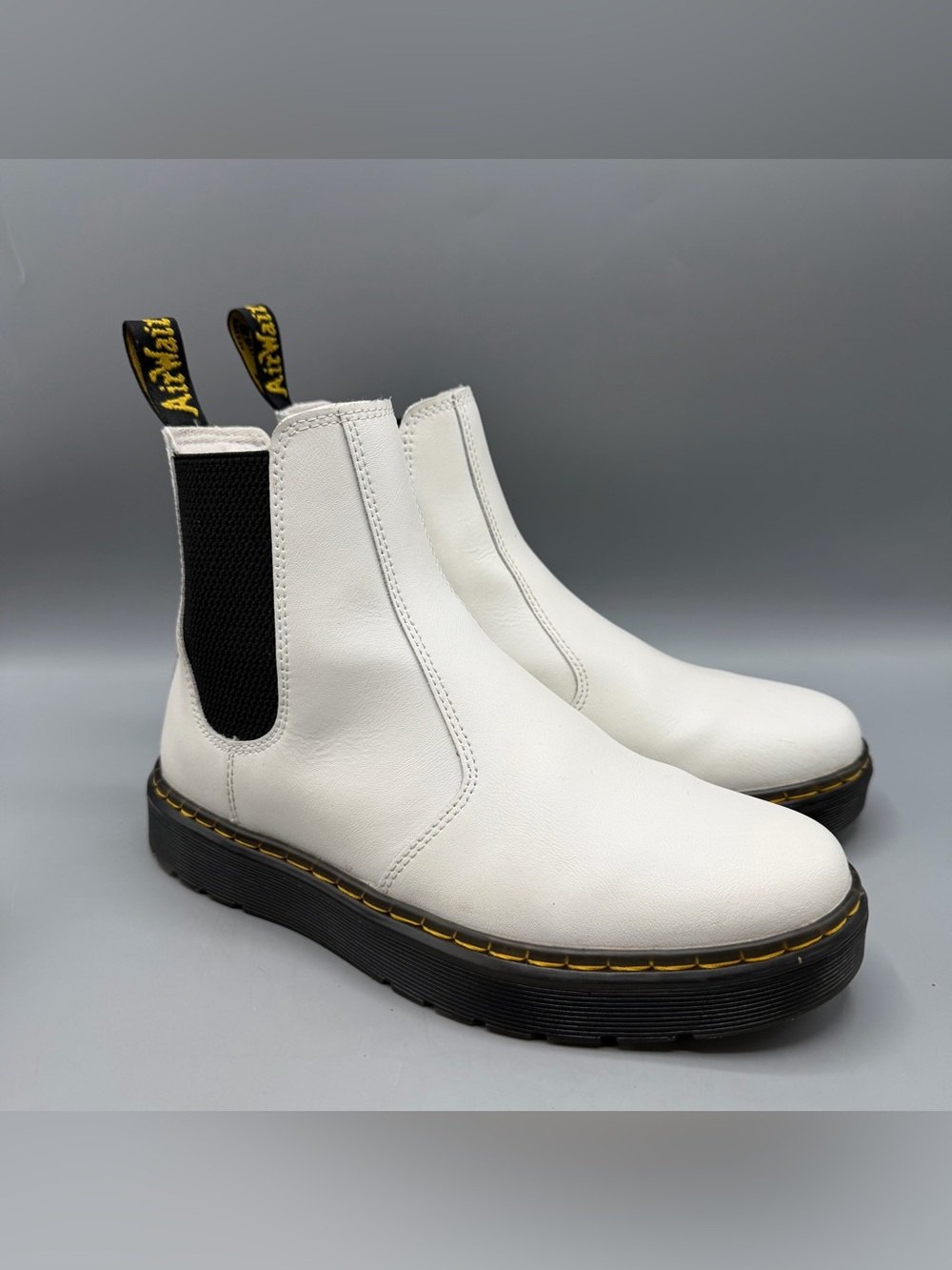 Dr. Martens Dorrian Chelsea Boots White Leather AirWair Slip On Mens 6 Women 7